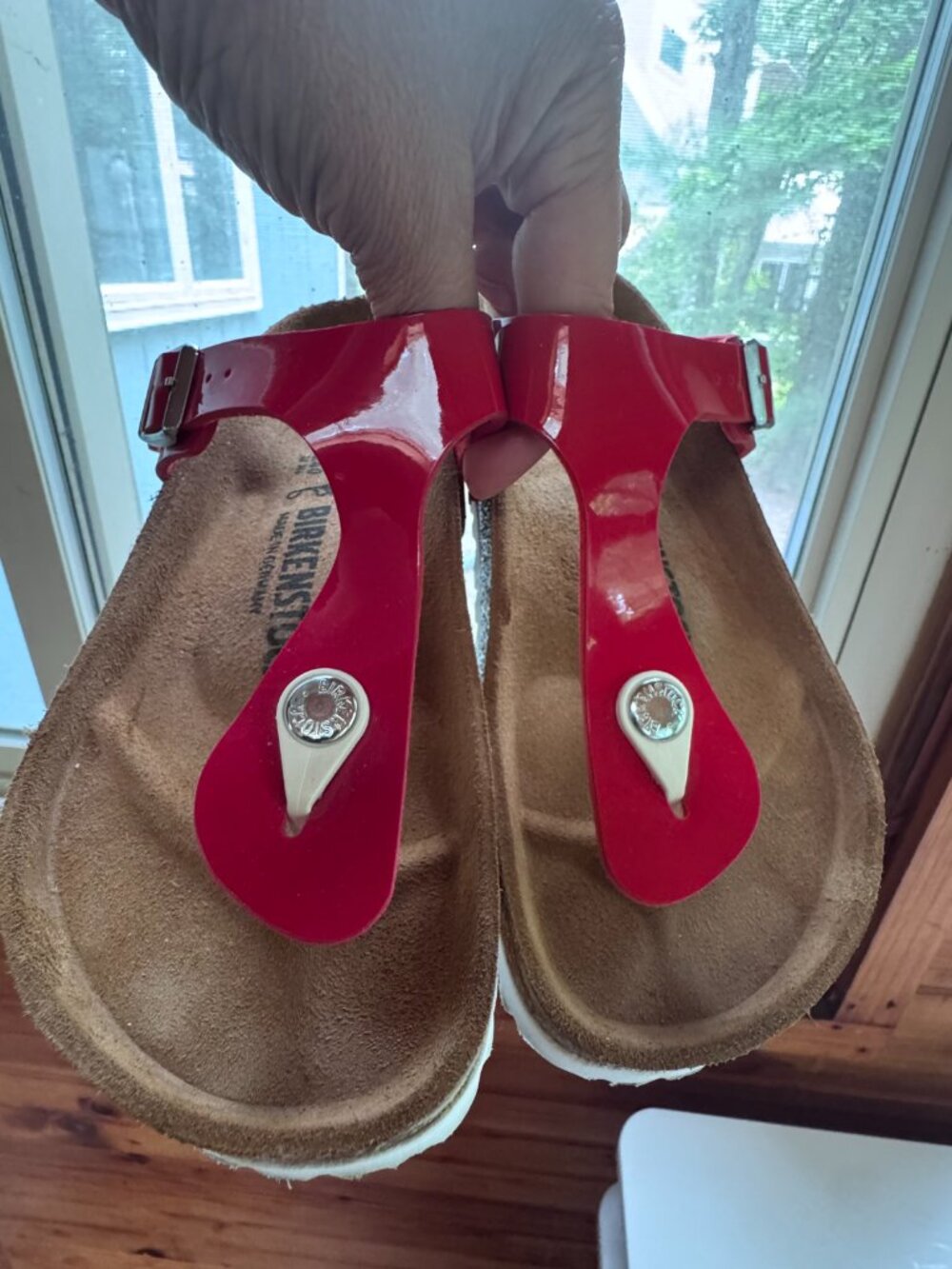 🔥 Birkenstock Gizeh Tango Red Patent Birko-Flor Sandals EU 37 ✨ - Picture 7 of 10